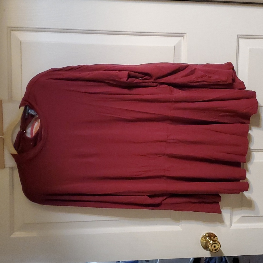 Modcloth 4x maroon top